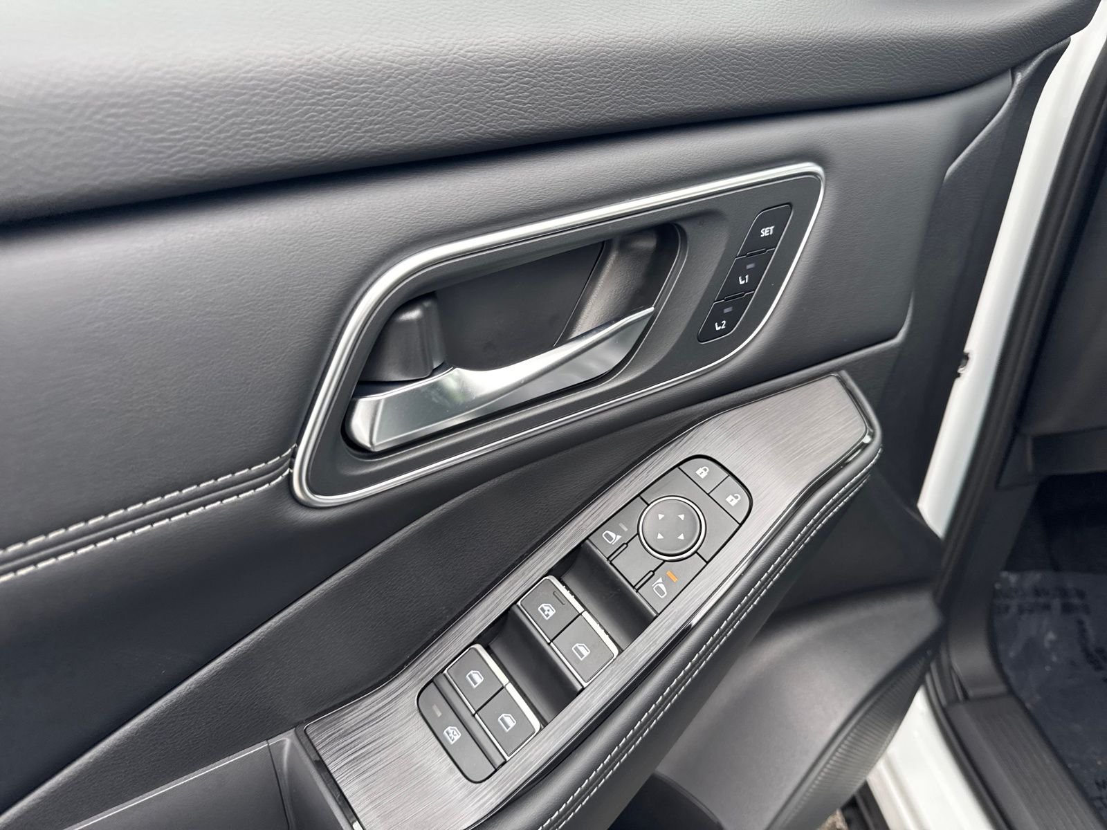 New 2026 Nissan Rogue Platinum 4D Sport Utility