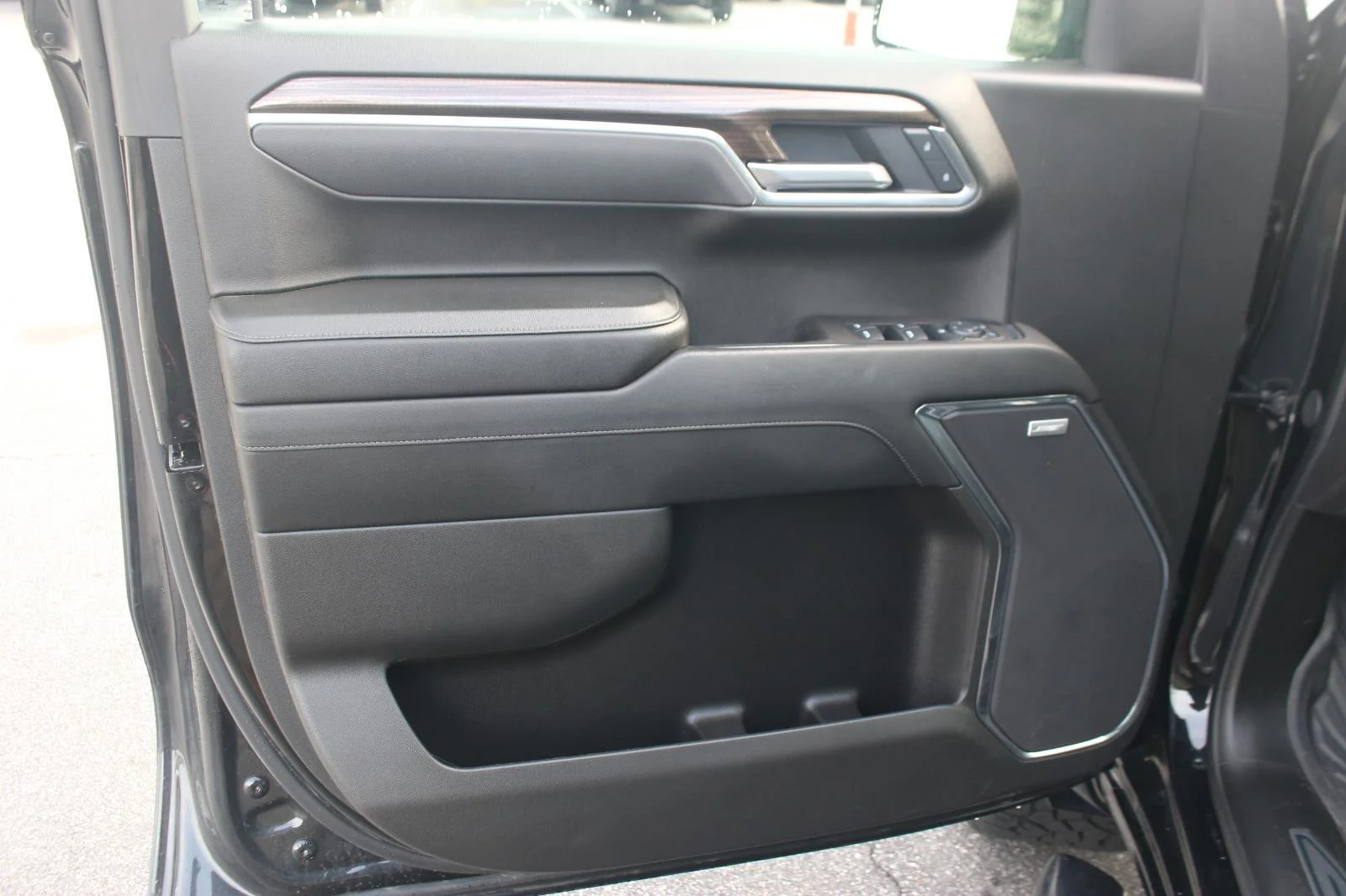 Used 2025 Black Chevrolet LT Trail Boss image 16