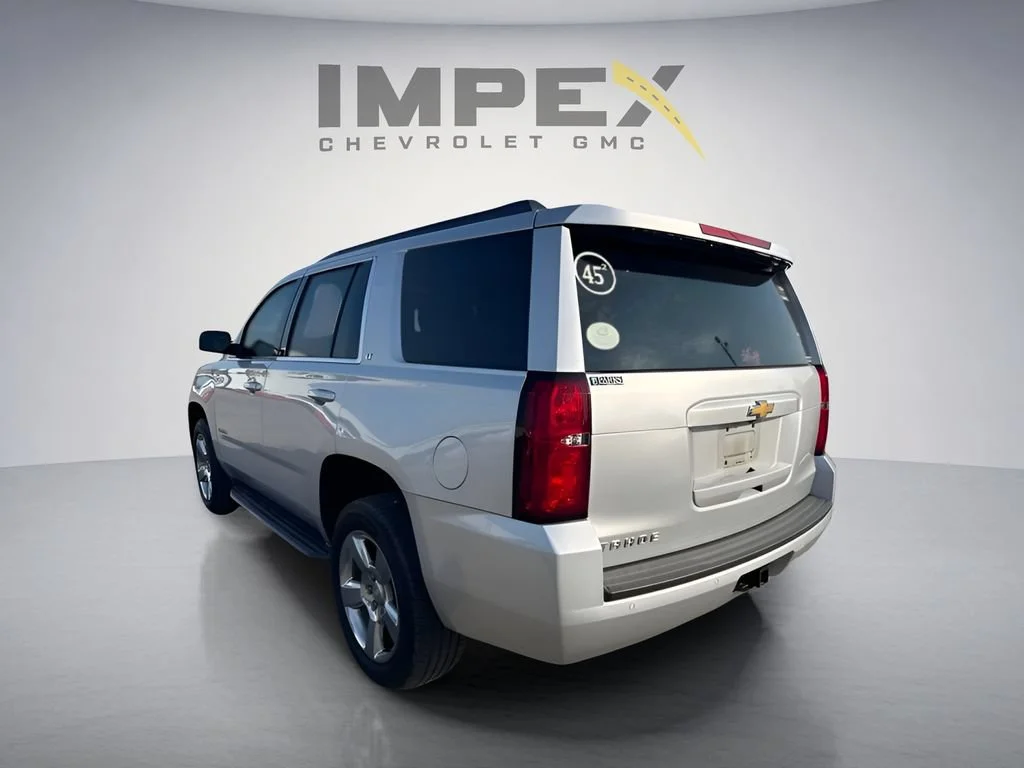 Used 2018 SILVER ICE METALLIC Chevrolet LT image 3