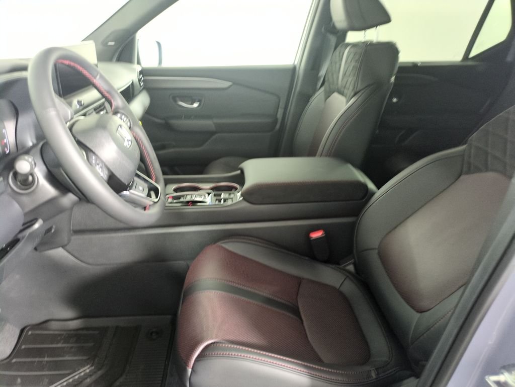 New 2026 Sonic Gray Pearl Honda Black Edition image 9
