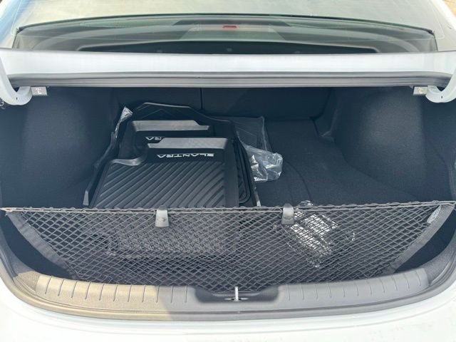 2025 Hyundai Elantra N Line - Photo 24