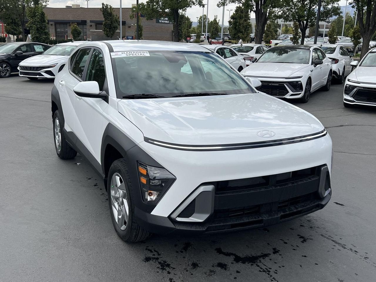New 2026 Atlas White Hyundai SE AWD image 4