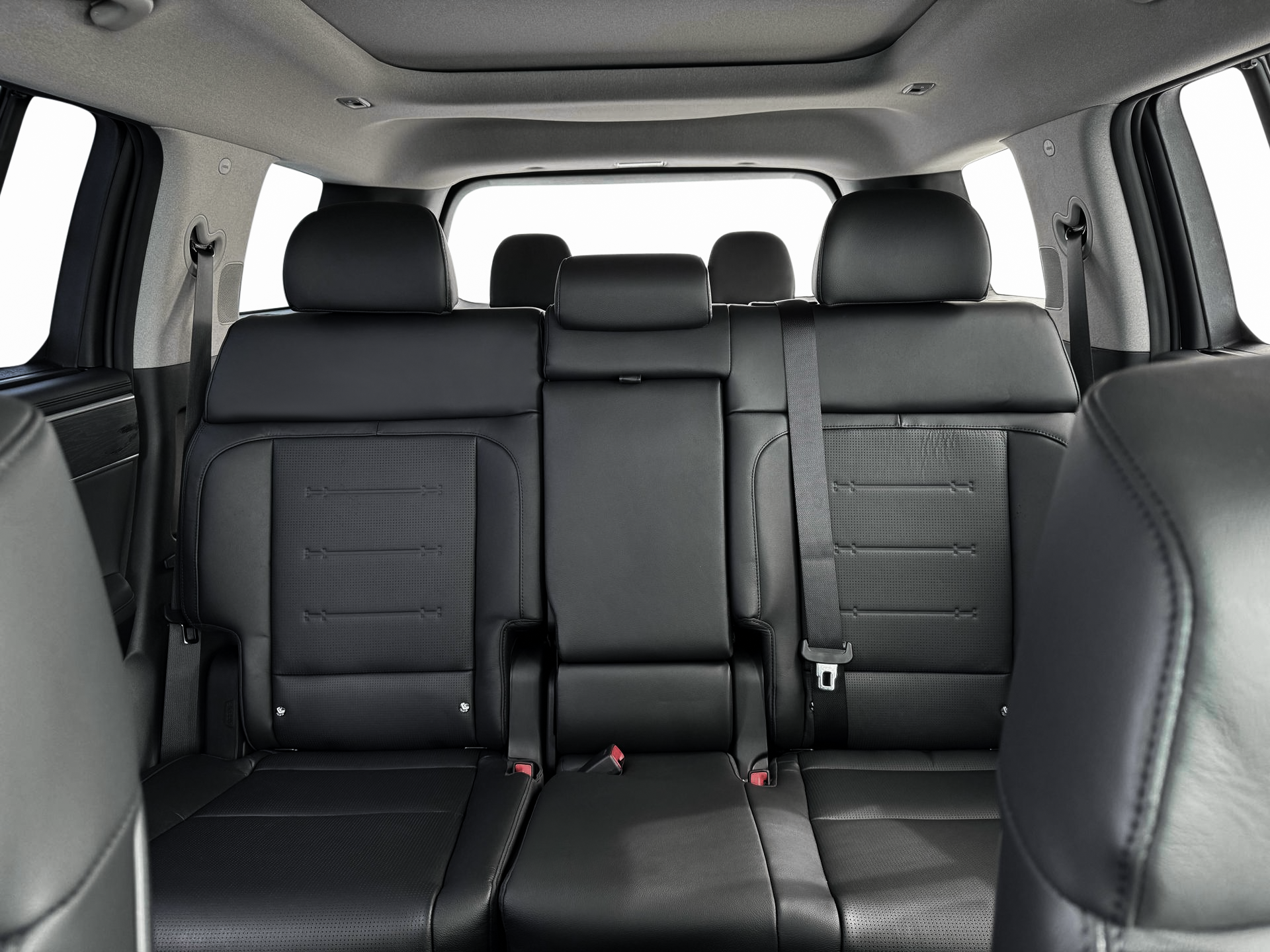 2025 Hyundai Santa Fe Limited - Photo 16