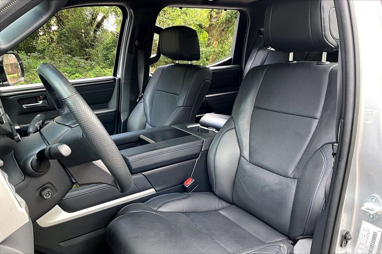 Used 2024 Silver Toyota Platinum image 18
