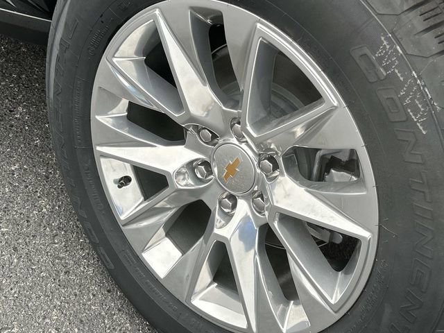 2026 Chevrolet Suburban Premier - Photo 12