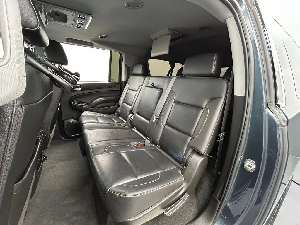 Used 2020 Shadow Gray Metallic Chevrolet LT image 38