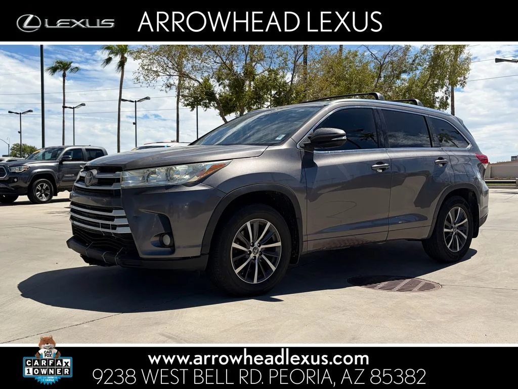 Used 2017 Gray Toyota XLE image 1