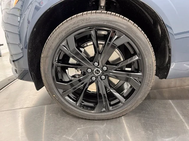 New 2027 Denim Blue Volvo Ultra image 24