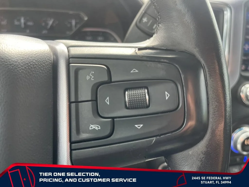 Used 2020 ONYX BLACK GMC SLT image 21