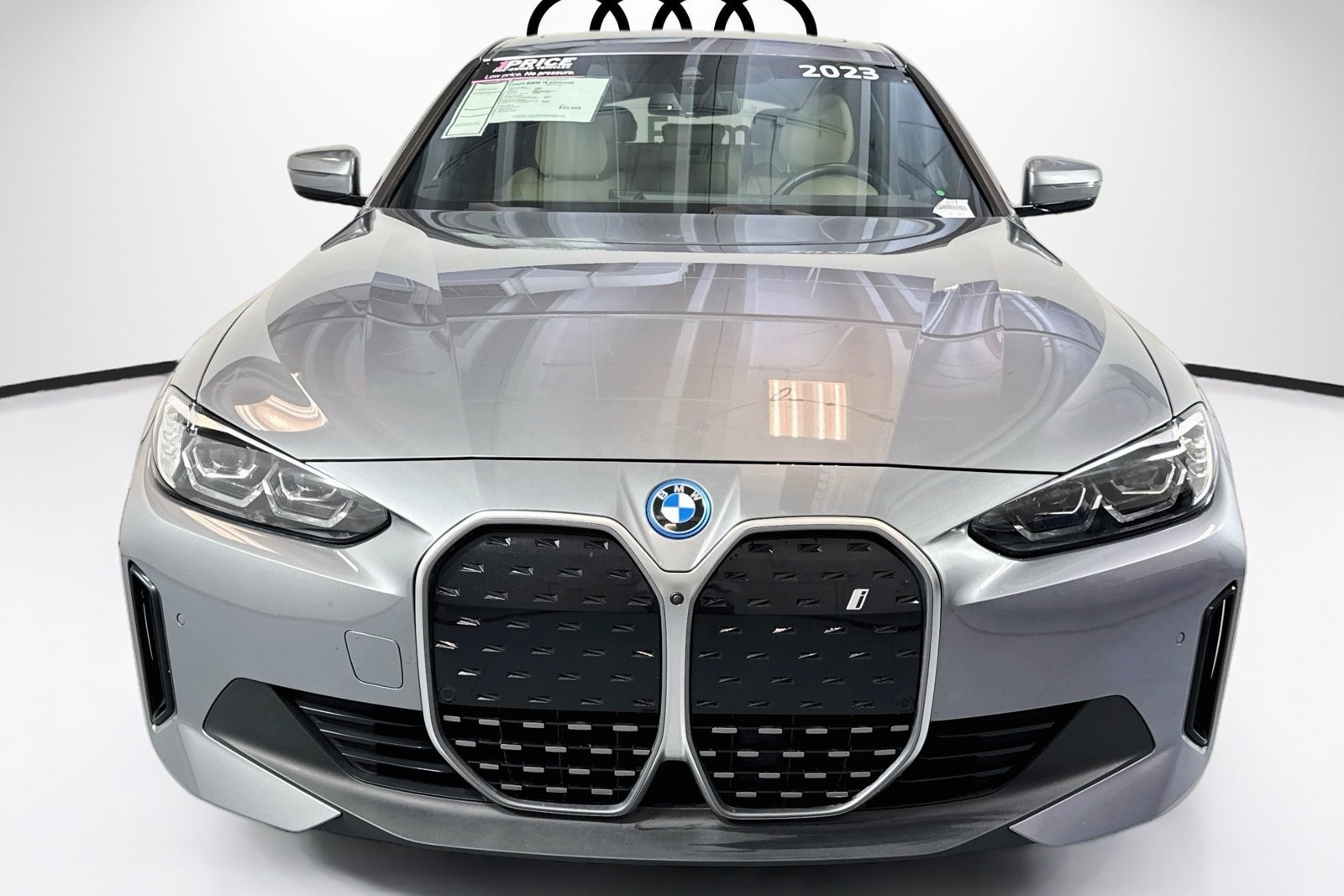 Used 2023 Skyscraper Grey Metallic BMW eDrive40 image 2