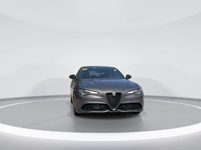 Used 2023 Gray Alfa Romeo Veloce image 3