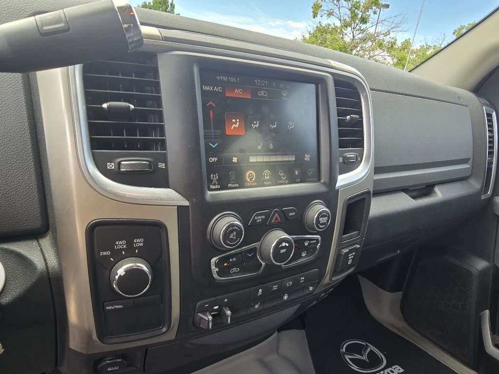 Used 2015 Bright White Clearcoat Ram Big Horn image 21