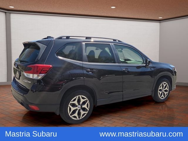 Used 2023 Black Subaru Premium image 3