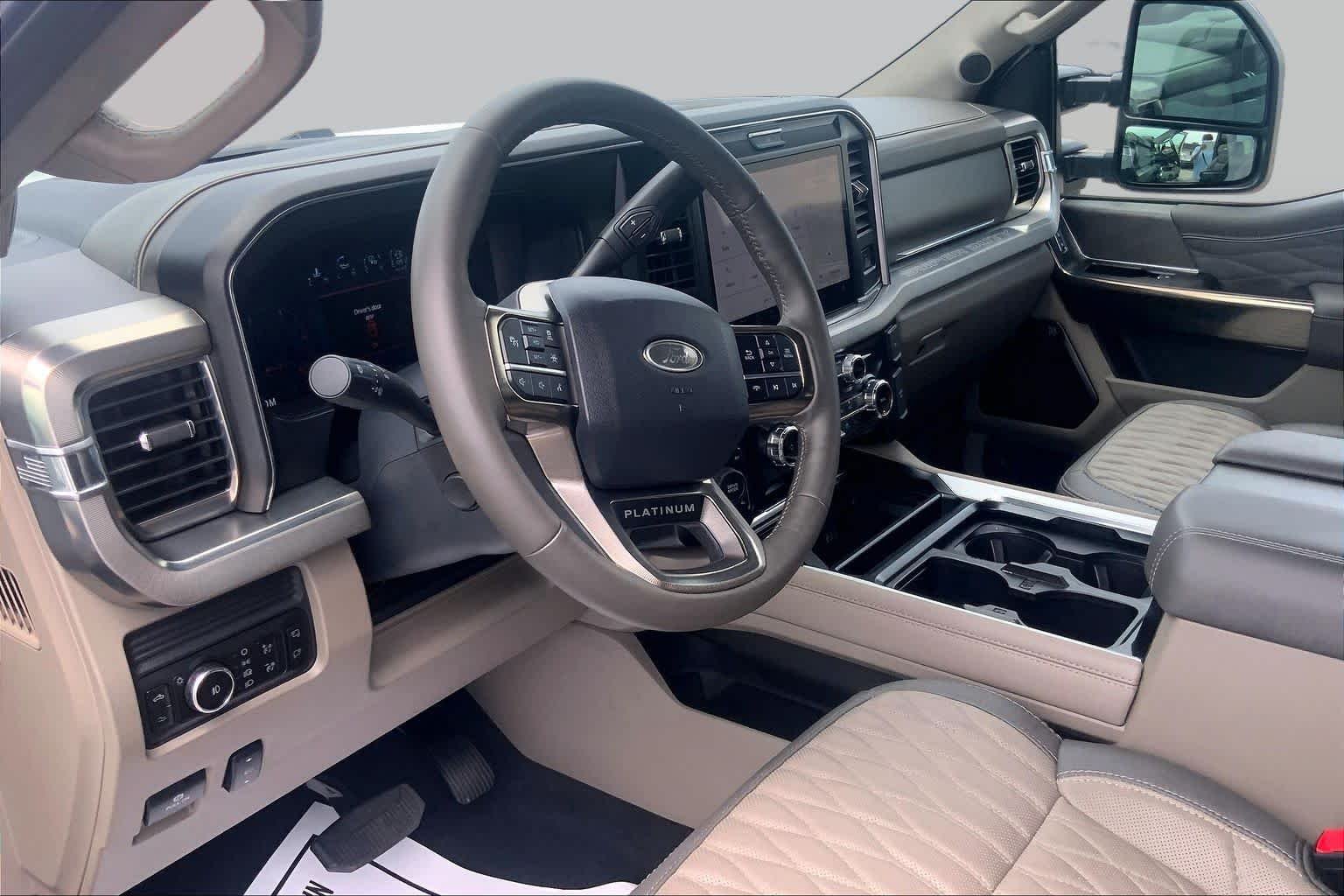 Used 2026 Star White Ford Platinum image 18