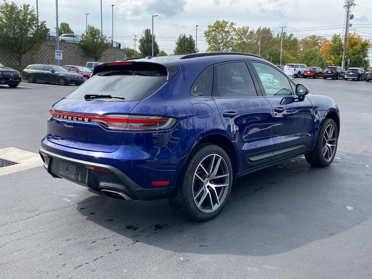 Used 2024 Gentian Blue Metallic Porsche  image 3