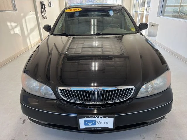 Used 2000 Black Obsidian INFINITI  image 2