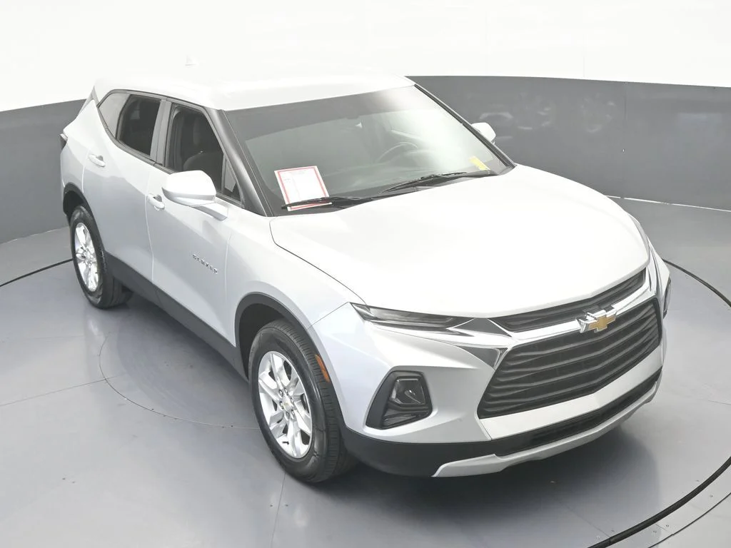 Used 2019 Silver Ice Metallic Chevrolet L image 48