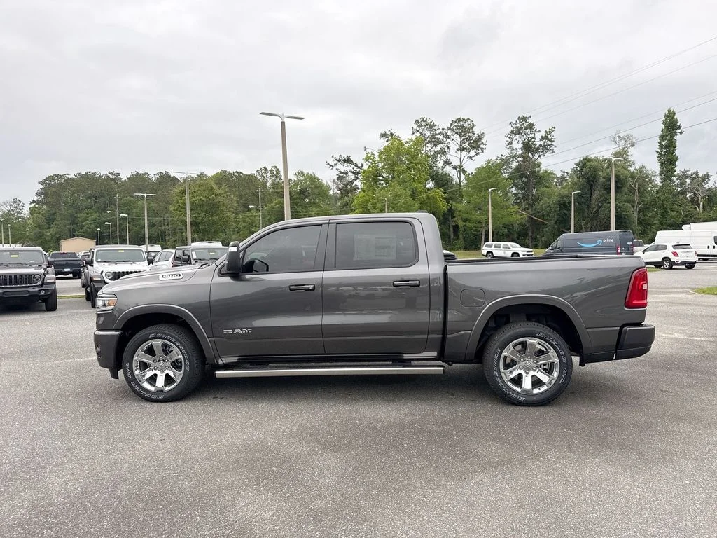 New 2026 Granite Crystal Metallic Clear-Coat Exterior Paint RAM Big Horn/Lone Star image 8