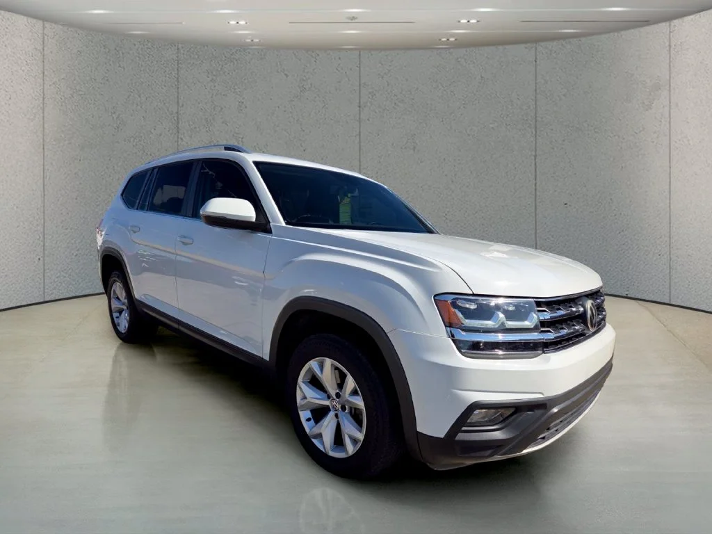 Used 2019  Volkswagen 2.0T SE image 6