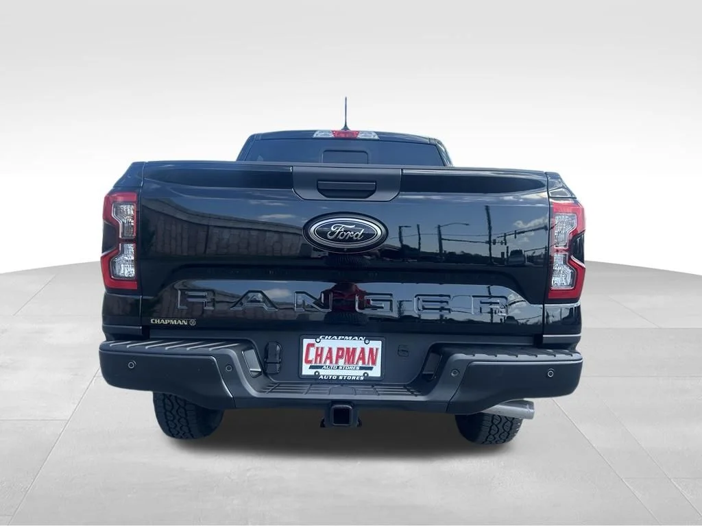 New 2026 Shadow Black Ford XLT image 4