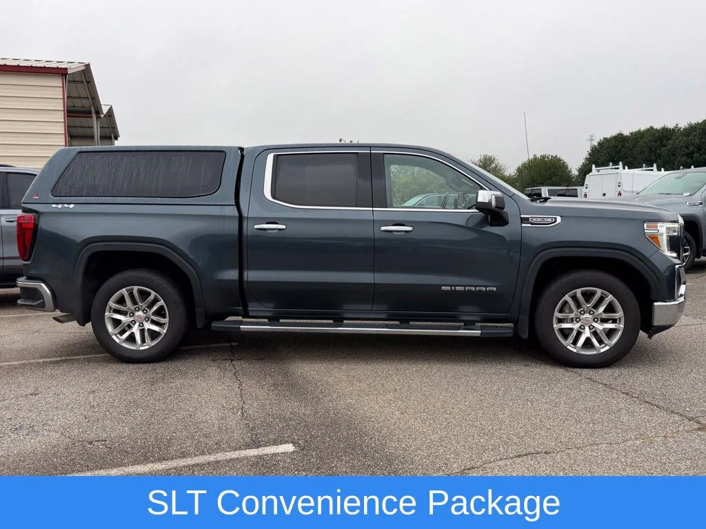 Used 2021 DARK SKY METALLIC GMC SLT image 10