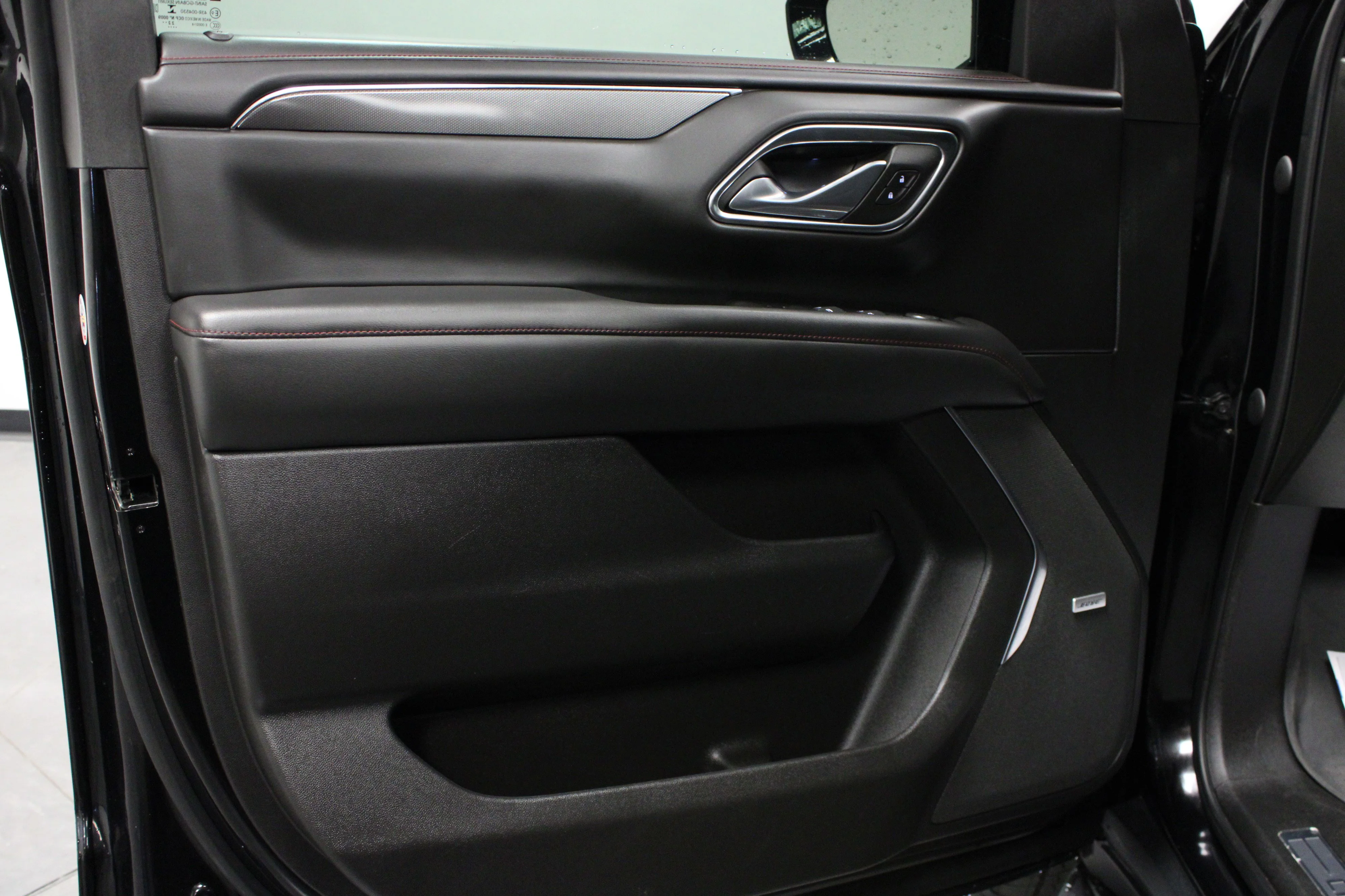 Used 2023 Black Chevrolet RST image 11