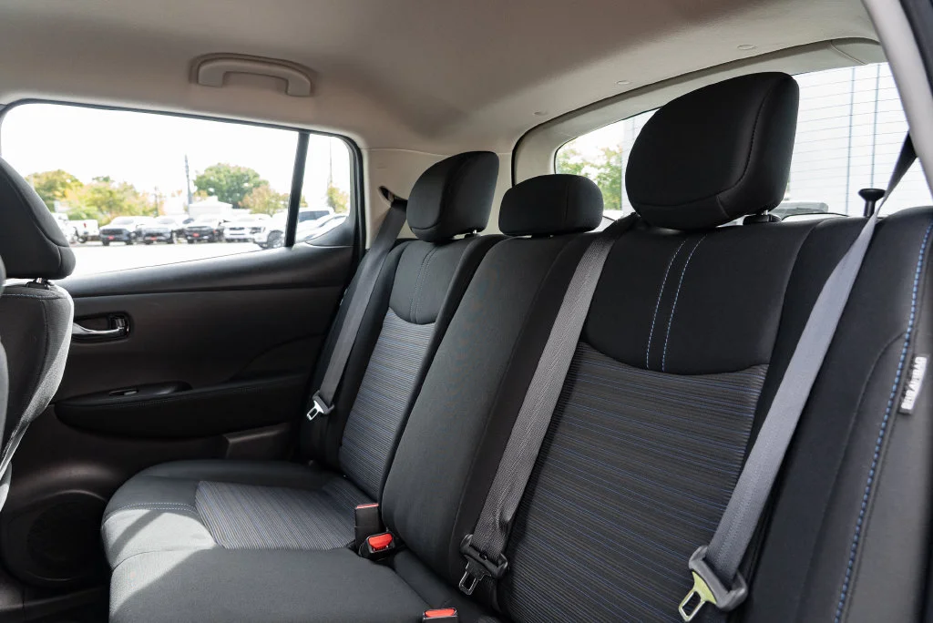 Used 2025 Gray Nissan S image 23
