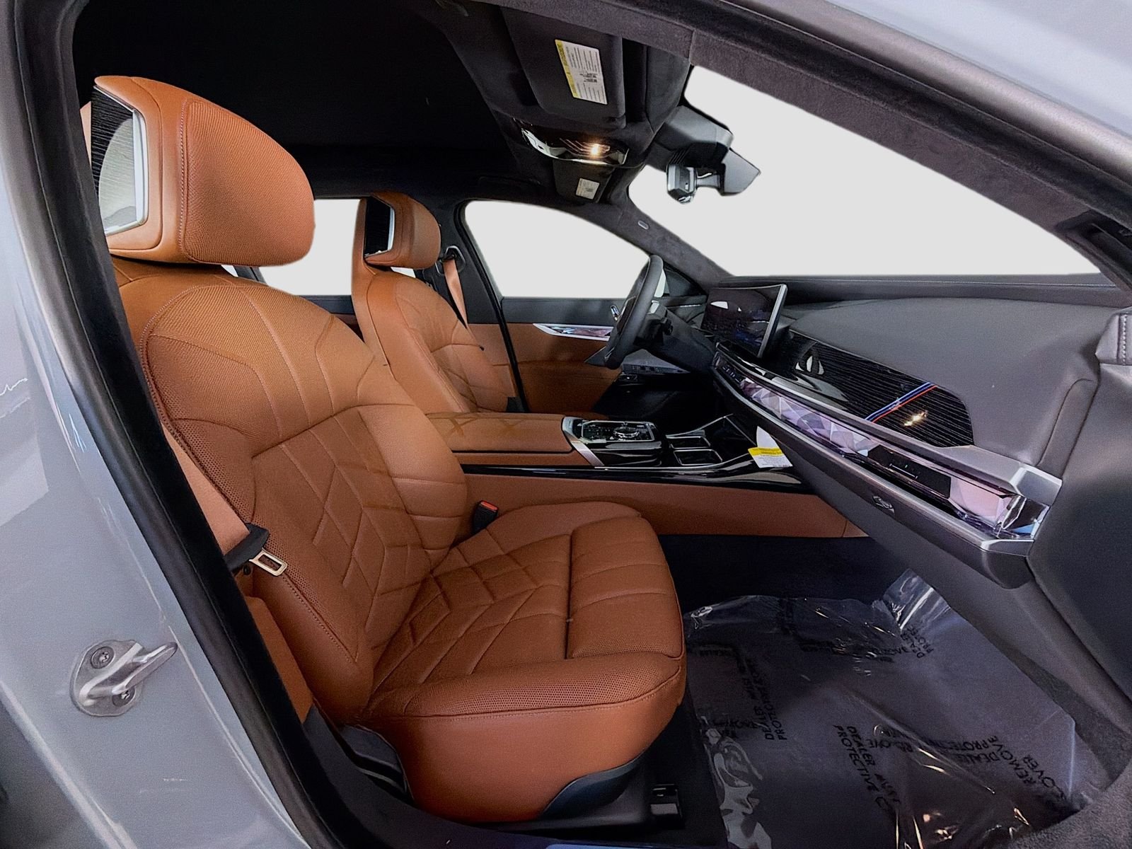 New 2026 Brooklyn Grey Metallic BMW xDrive60 image 30