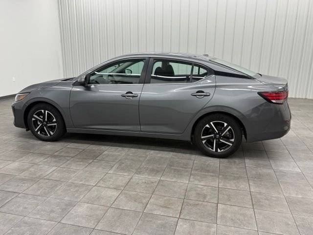 Used 2024 Gray Nissan SV image 6