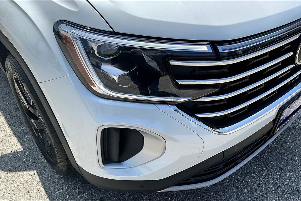 2026 Volkswagen Atlas SE w/Tech - Photo 30