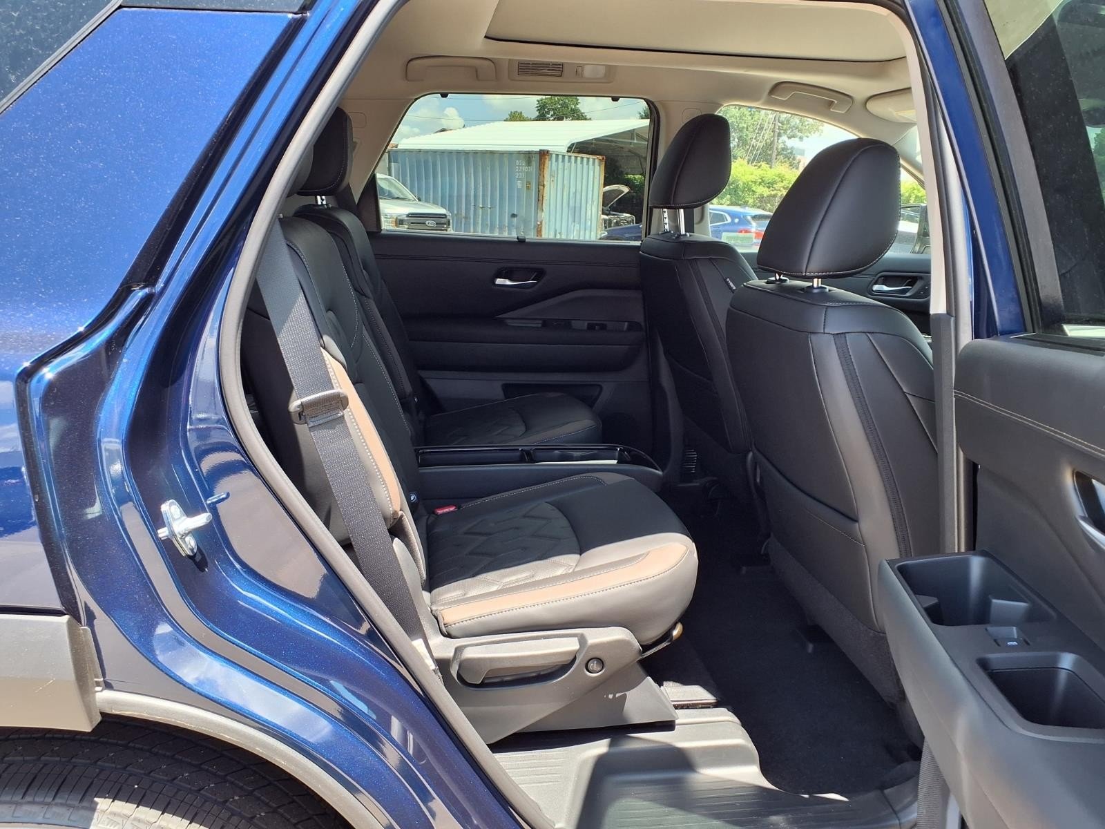 2026 Nissan Pathfinder Platinum Blue at Robbins Nissan