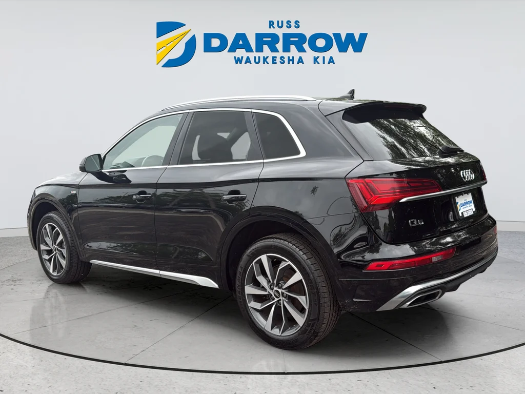 Used 2023 Black Audi 45 S line Premium image 3