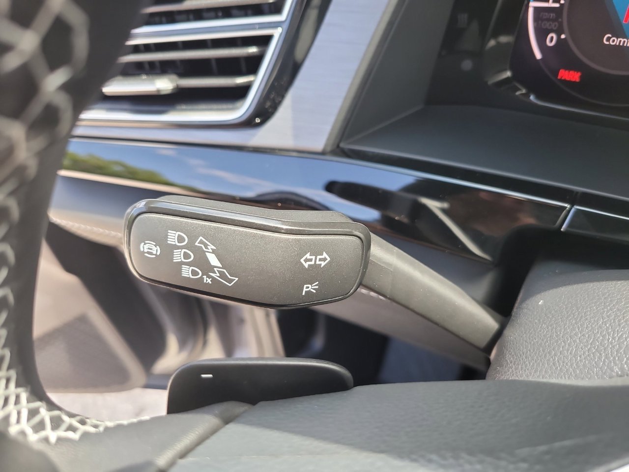 New 2026 Silver Mist Metallic Volkswagen SE w/Technology image 29