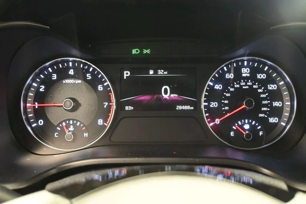 Used 2023 Deep Sea Blue Kia LXS image 21