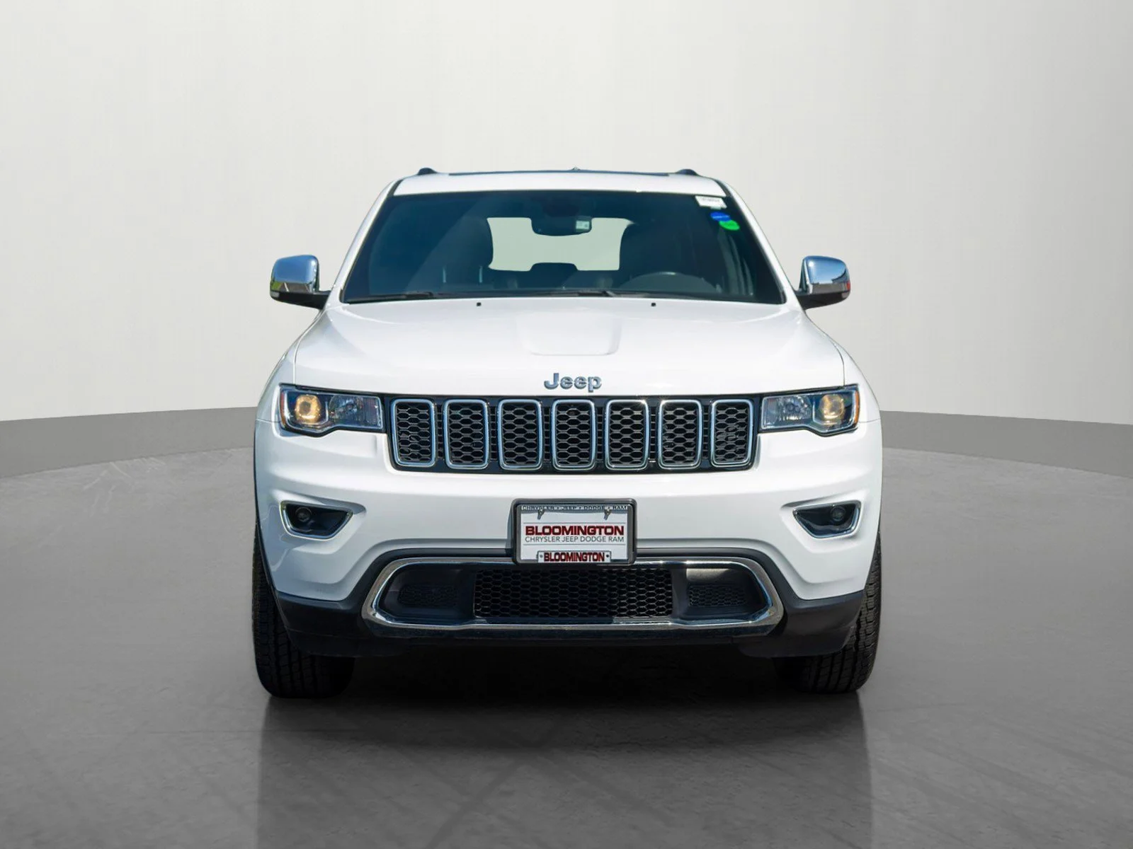 Used 2022 Jeep Grand Cherokee WK Limited with VIN 1C4RJFBG3NC145542 for sale in Minneapolis, Minnesota