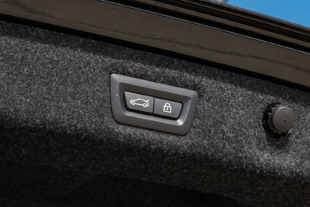 Used 2022 Black BMW Base image 98