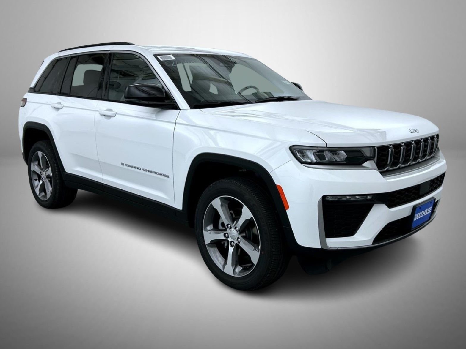 New 2026 Bright White Clear-Coat Exterior Paint Jeep Limited image 3