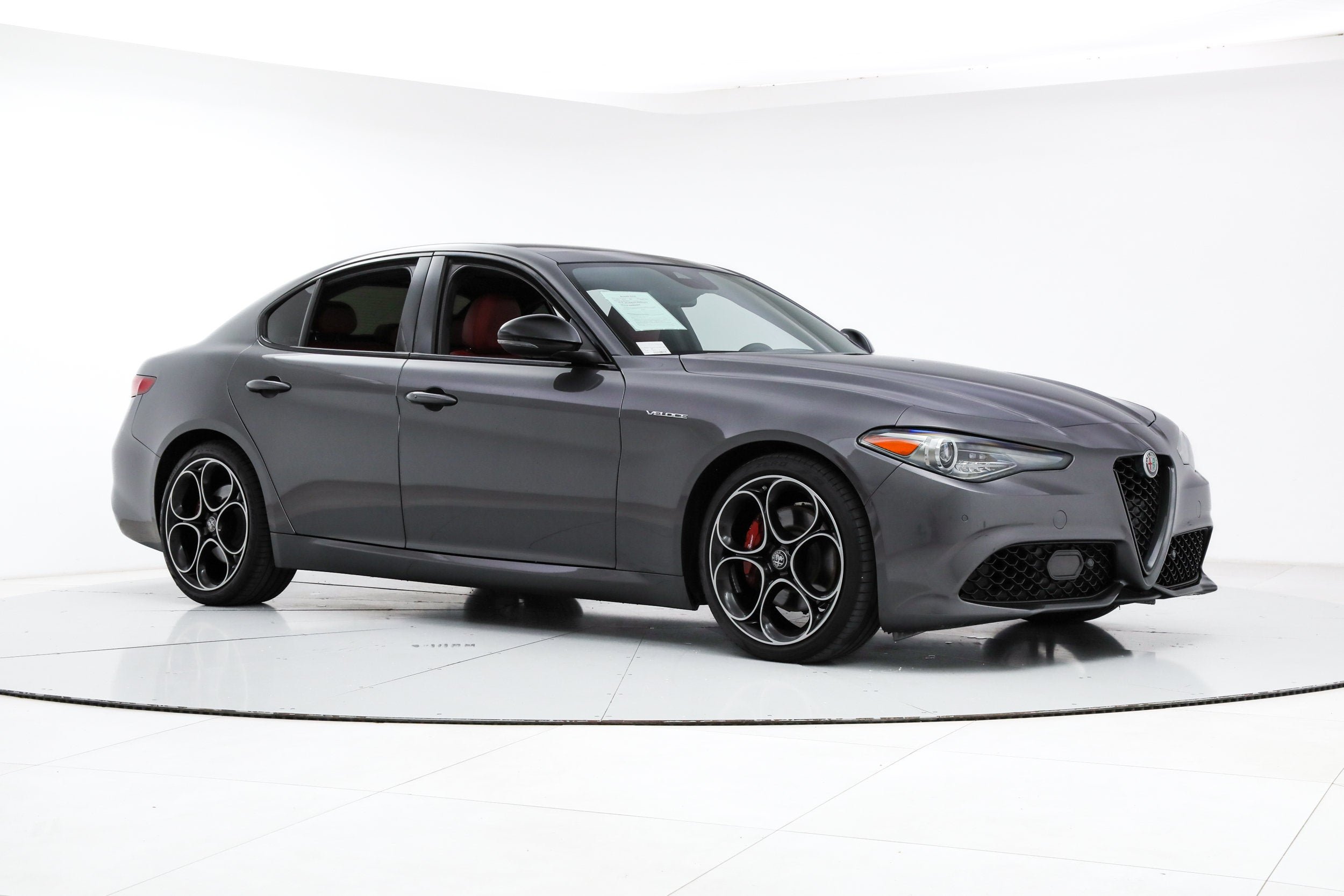 Used 2023 Gray Alfa Romeo Veloce image 7