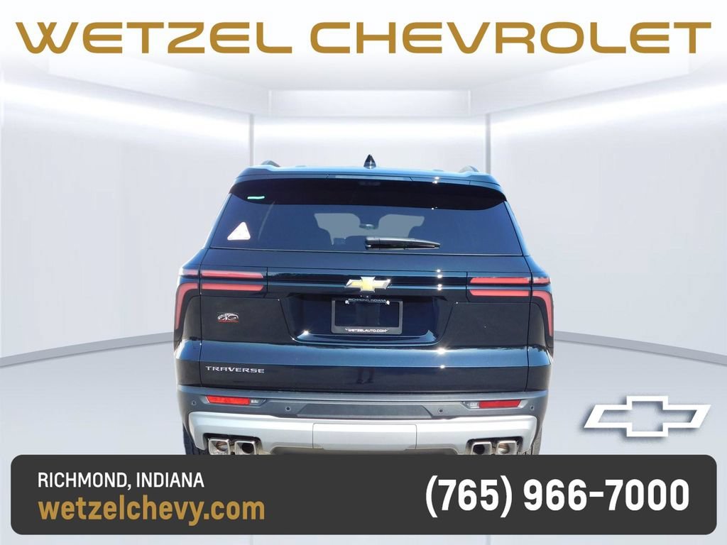 New 2027 Mosaic Black Metallic Chevrolet LT image 4
