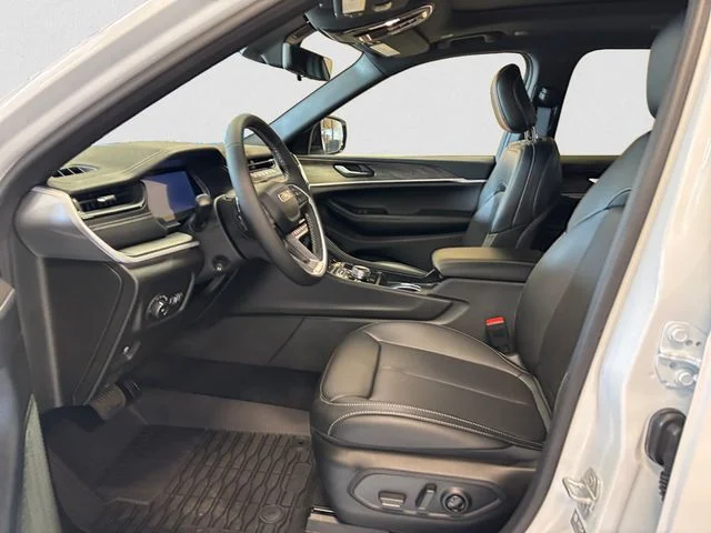 New 2026 White Jeep Limited image 10