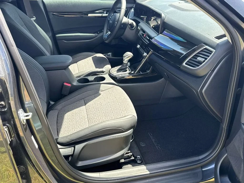 New 2026 Gray Kia S image 13