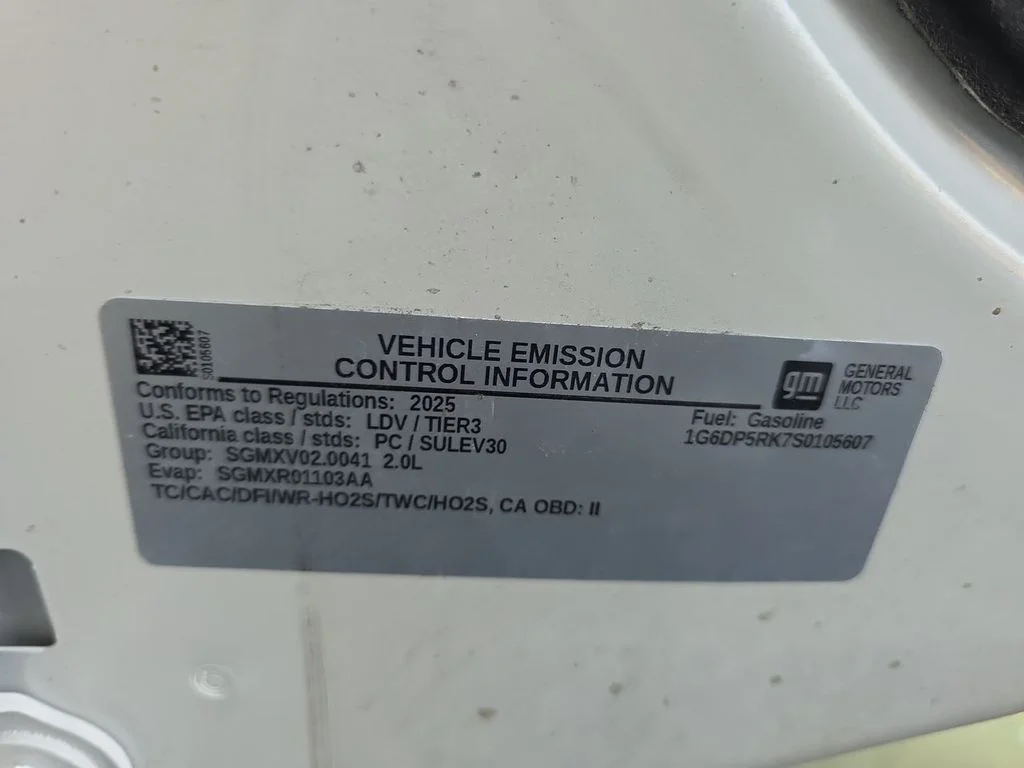 Used 2025 Crystal White Tricoat Cadillac Sport image 36