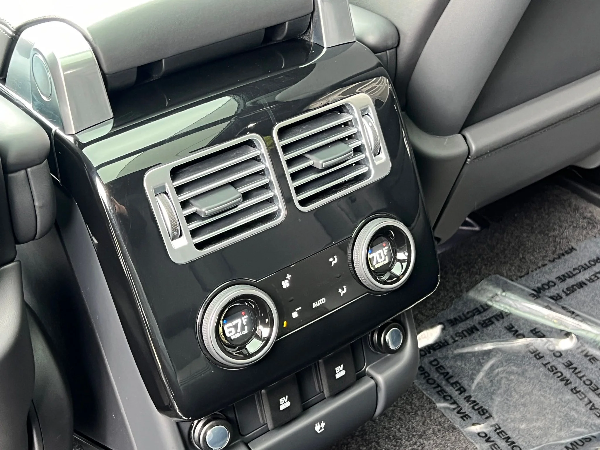 Used 2020 Gray Land Rover HSE image 35