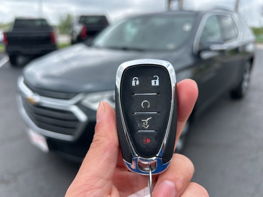 Used 2021 Graphite Metallic Chevrolet LT Leather image 53