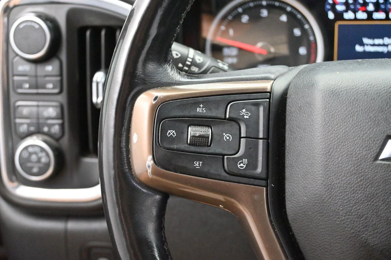 Used 2019 BLACK Chevrolet High Country image 17