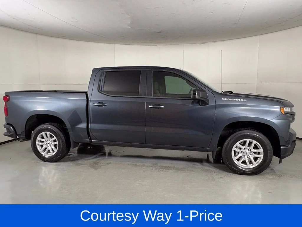 Used 2021 Gray Chevrolet RST image 12