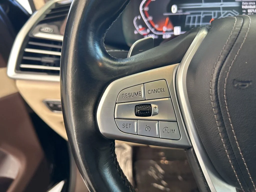 Used 2019 Black BMW xDrive40i image 68