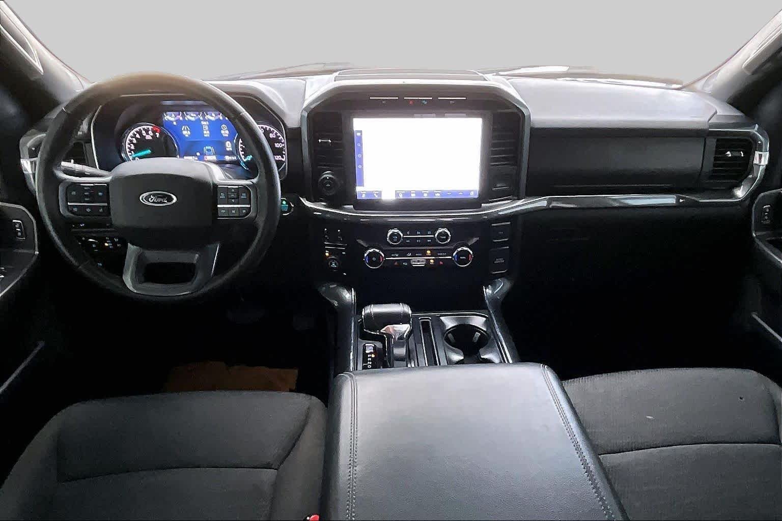Used 2023 Oxford White Ford XLT image 16