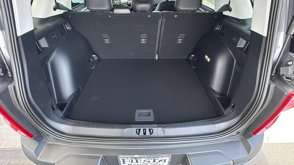 New 2026 Carbonized Gray Metallic Ford Outer Banks® image 16