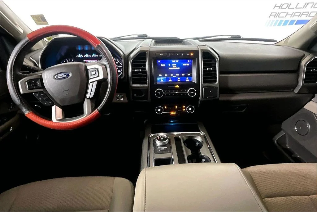 Certified Used 2021 Oxford White Ford XLT image 11